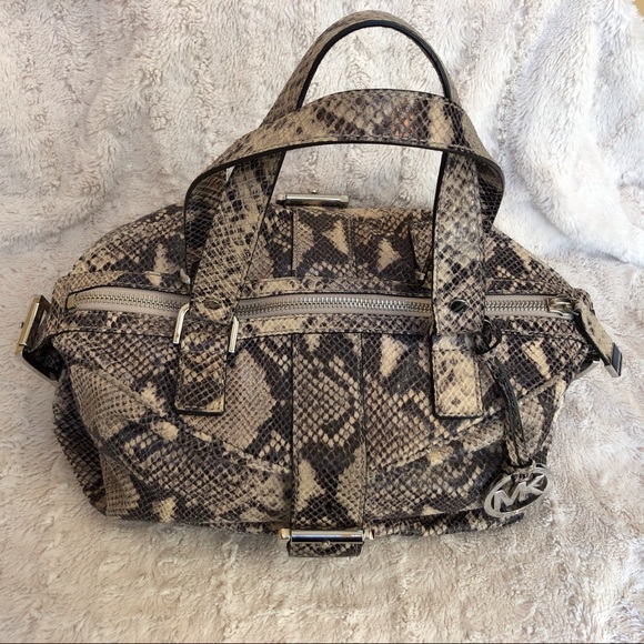 ♥️ MICHAEL KORS Limited Edition Snakeskin handbag - Picture 4 of 16